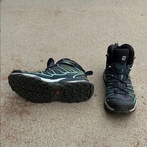Salomon X-Ultra Mid Hiking Boots